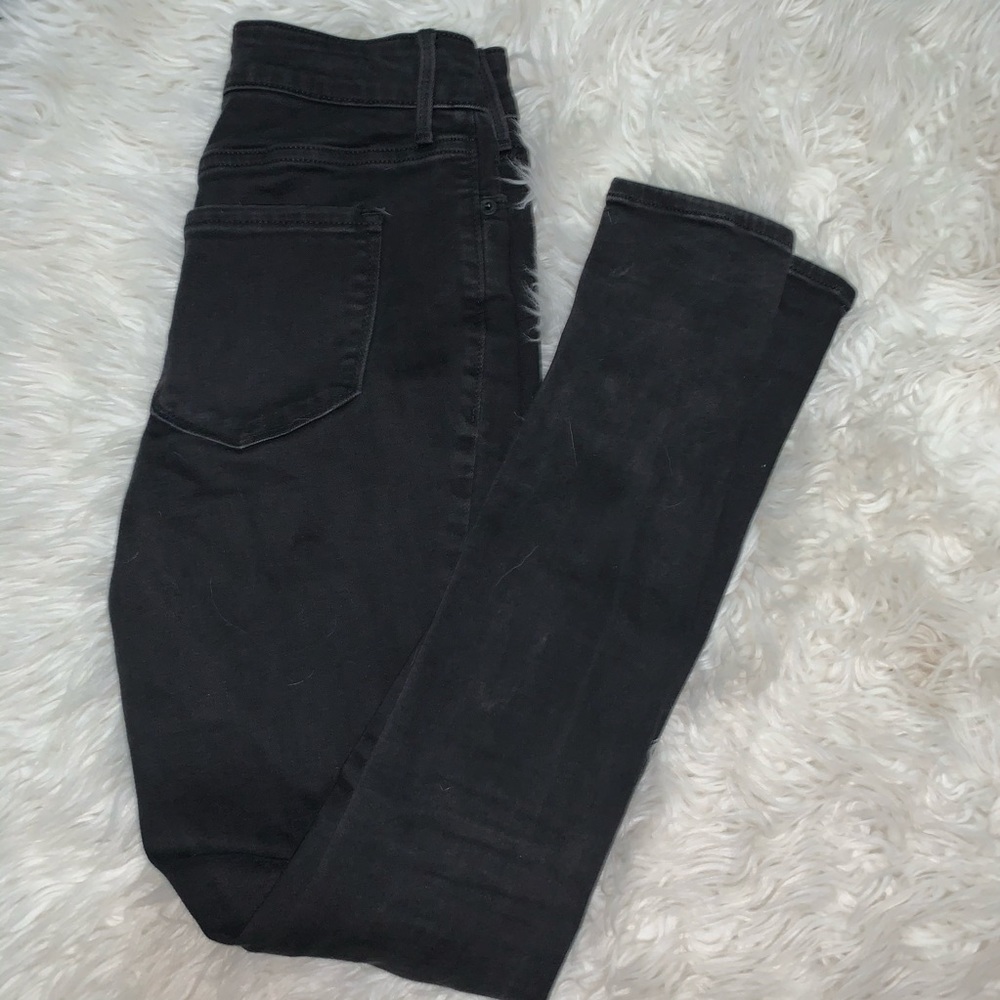 Black skinny jeans